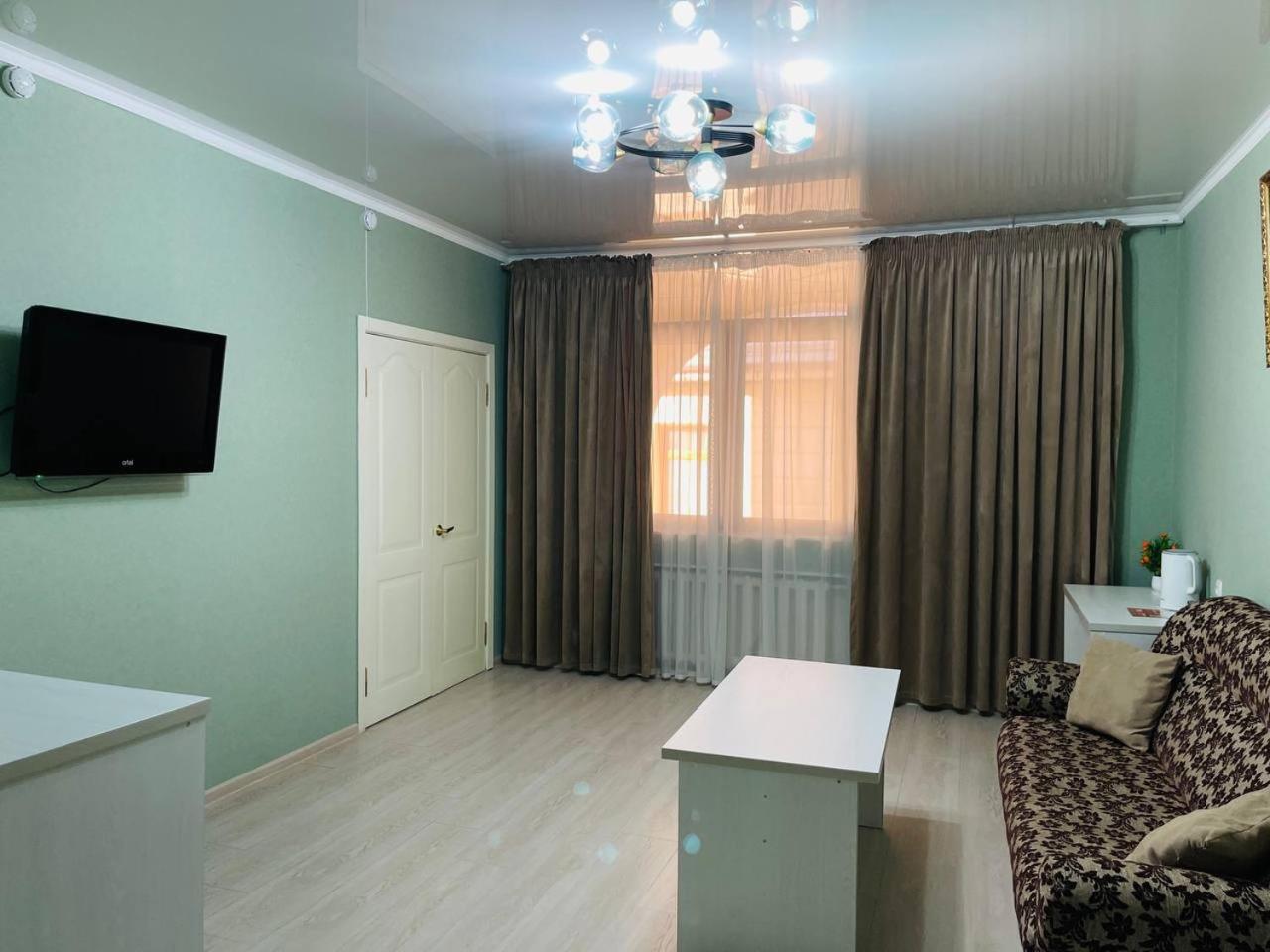 Green Hotel Tachkent Extérieur photo