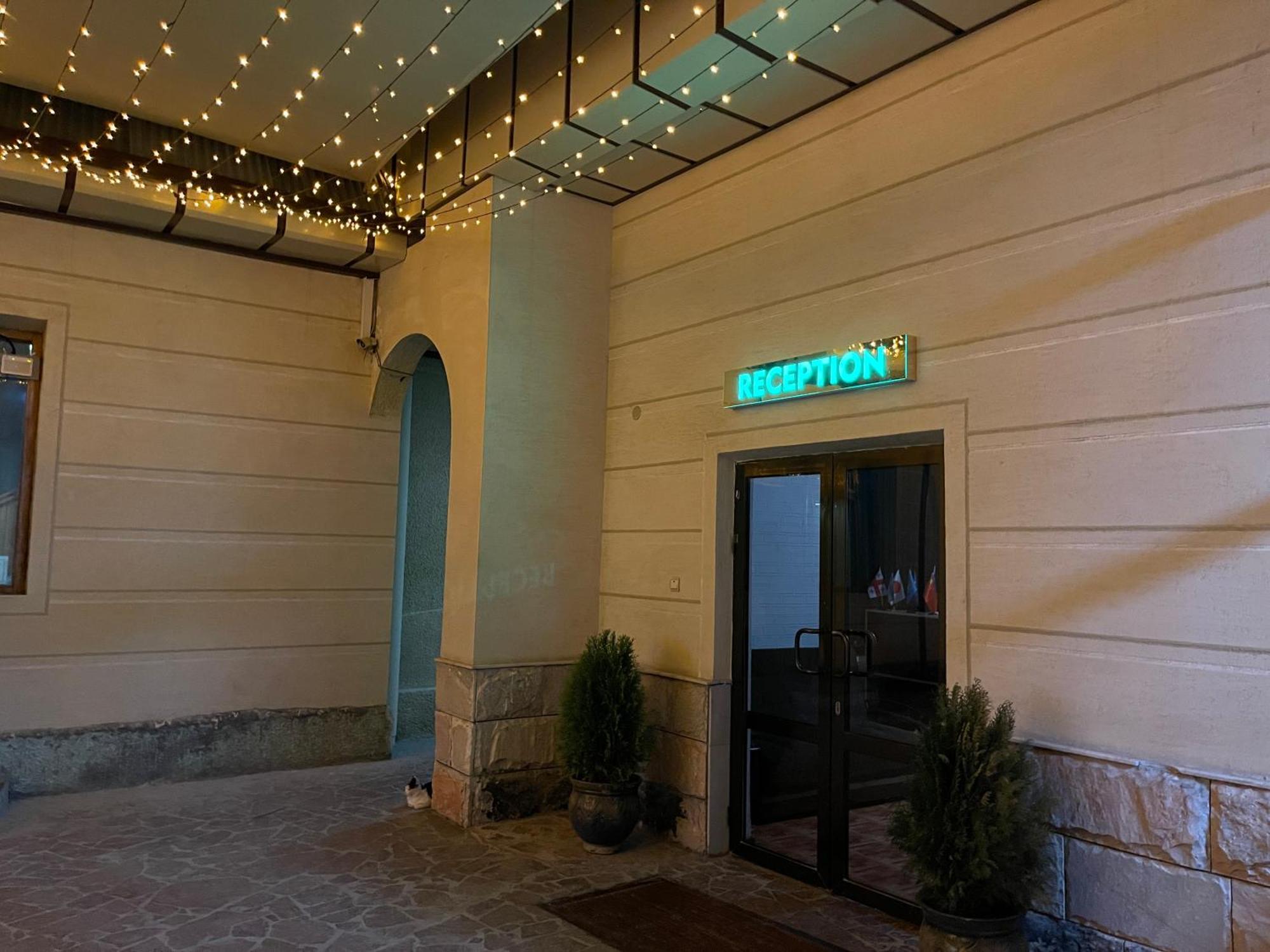 Green Hotel Tachkent Extérieur photo