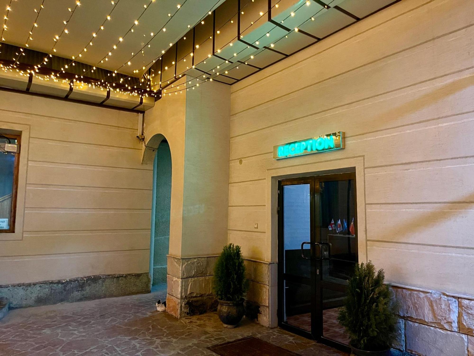 Green Hotel Tachkent Extérieur photo